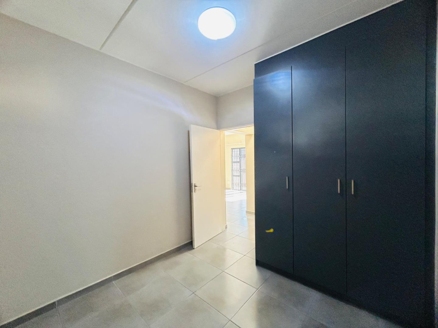 340054635.jpg