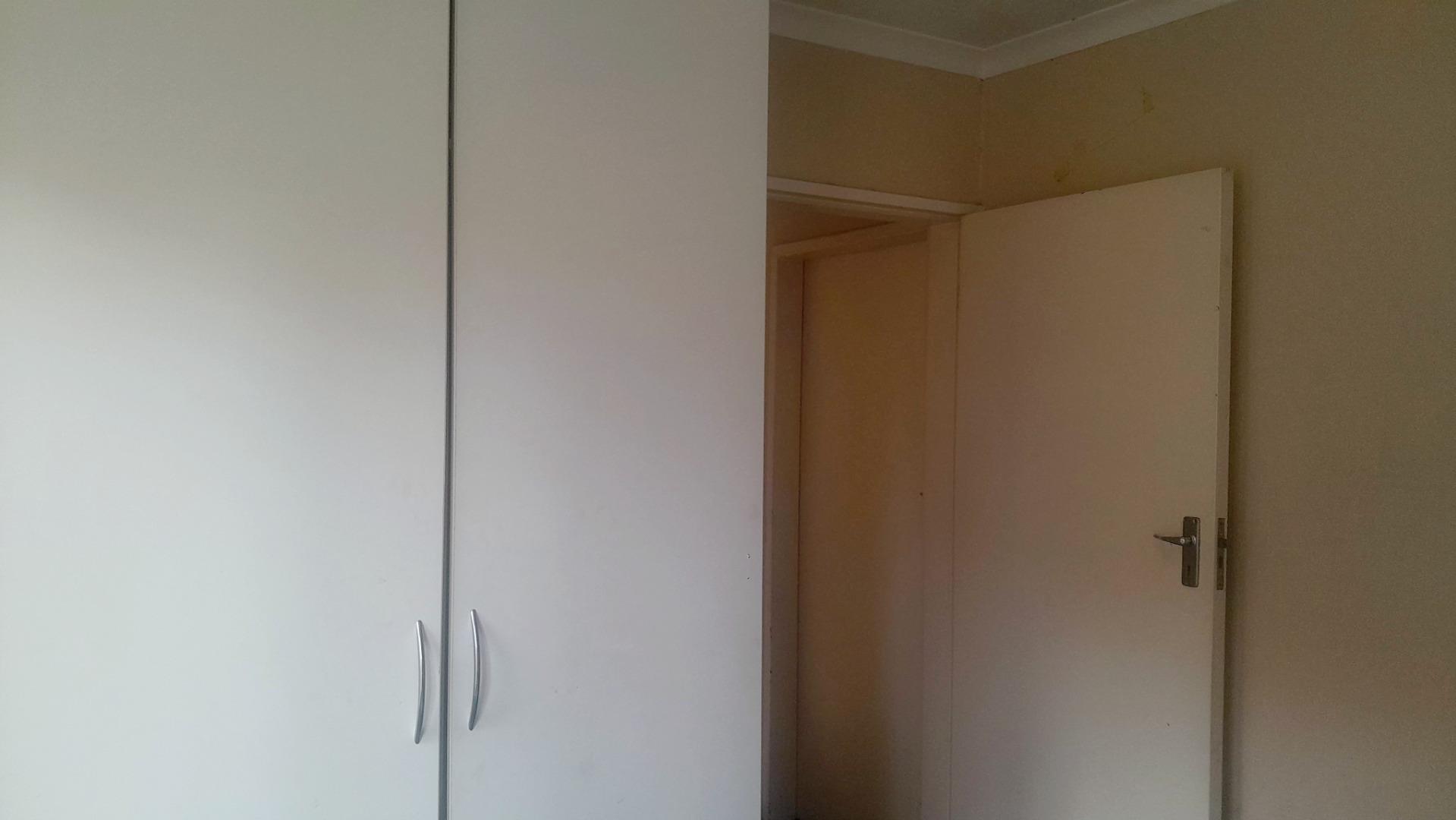 766212_19_aerocity_bedroom_1-2.jpg