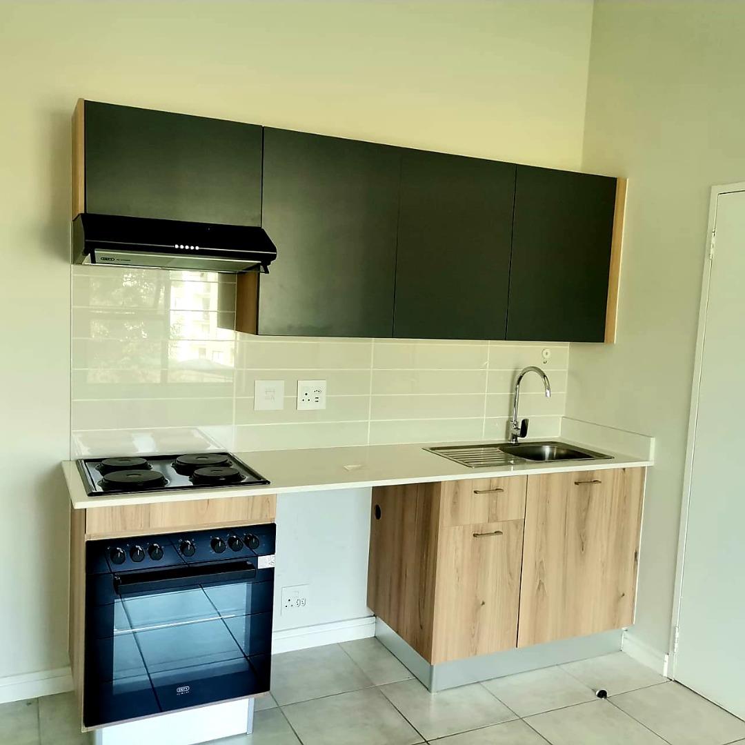 766316_Greenlee_Kitchen2.jpg