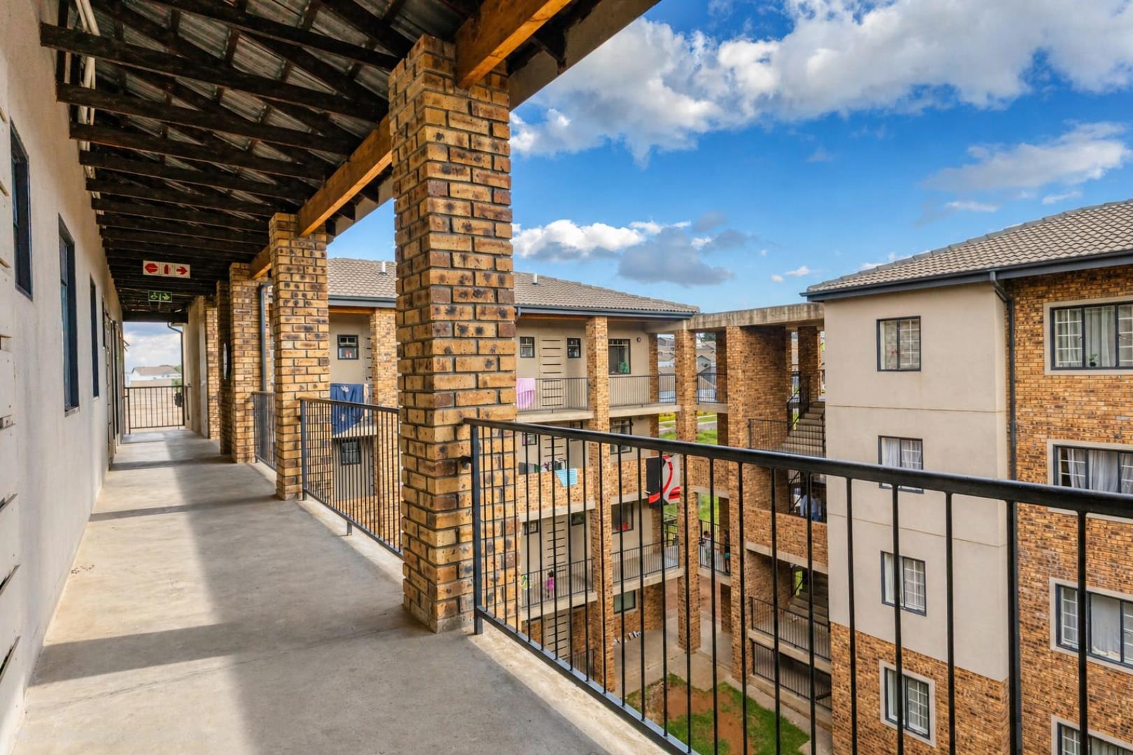 2 Bedroom Apartment for Sale - Gauteng