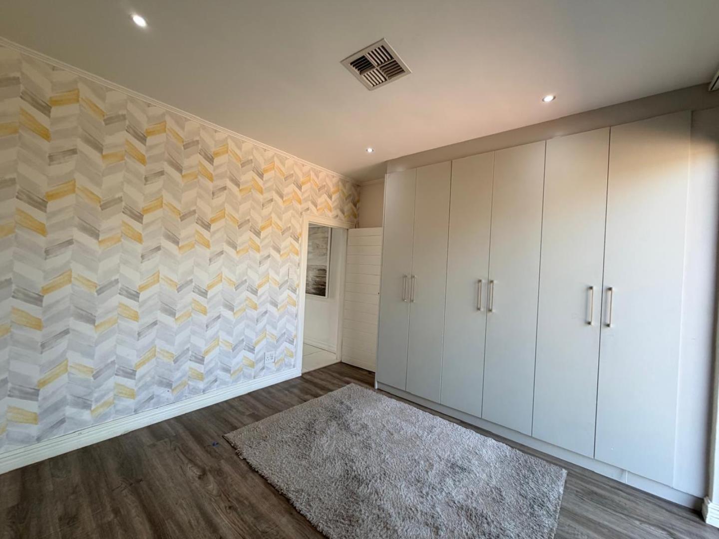 766528_297_Bushwillow_Bedroom3-1.JPG