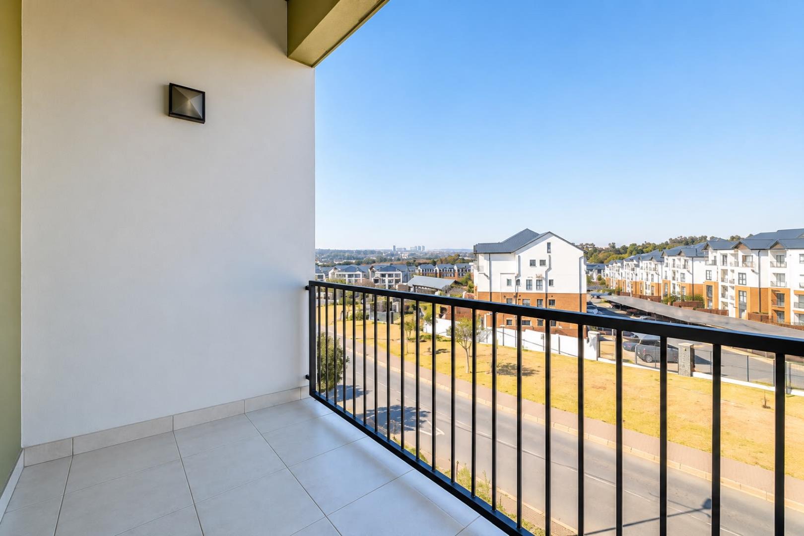 766666_105_Greenlee_Balcony.jpg