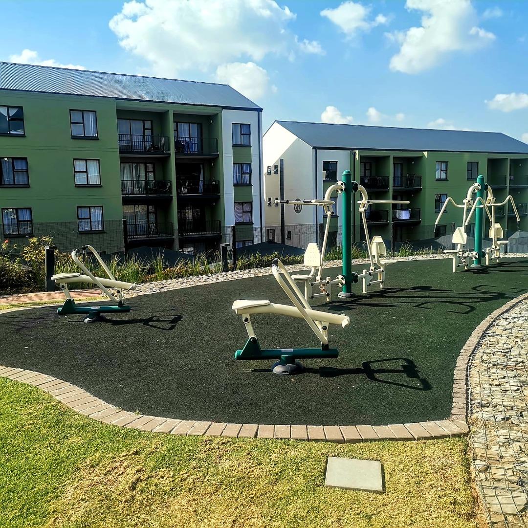 768736_Greenlee_Indoor_and_Outdoor_Gym.jpg