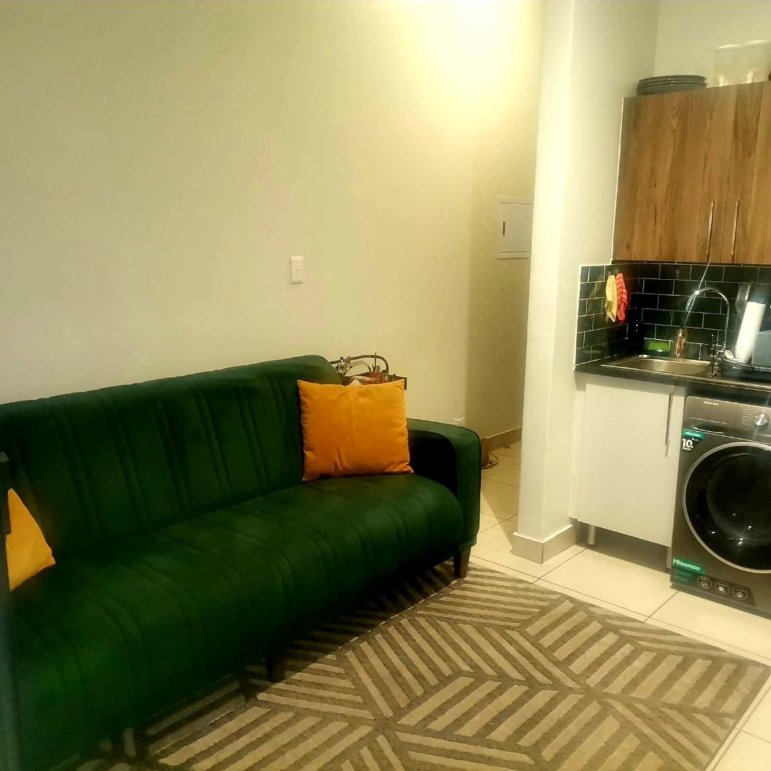 769153_129_Hilton_Lounge.jpg