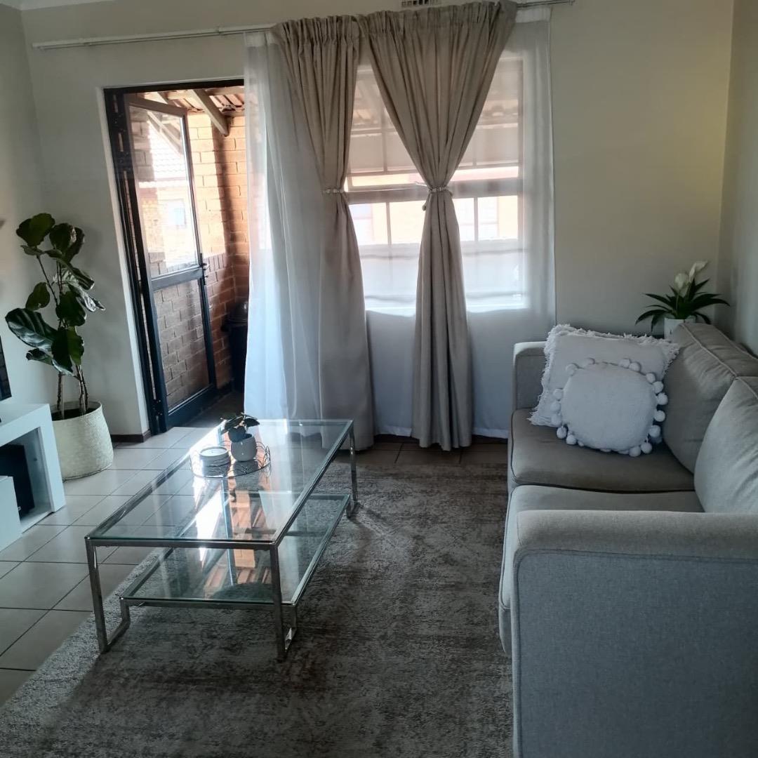 2 Bedroom Apartment for Sale - Gauteng